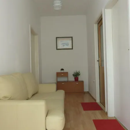 Borna Apartement Apartment Novalja